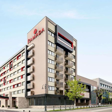 Hotel Ramada By Wyndham Râmnicu Vâlcea Exterior foto