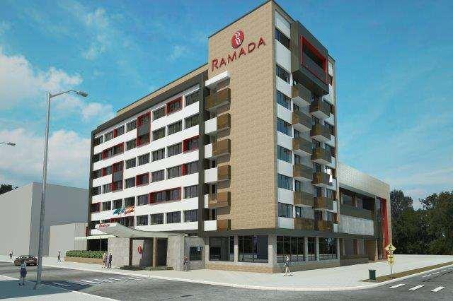 Hotel Ramada By Wyndham Râmnicu Vâlcea Exterior foto